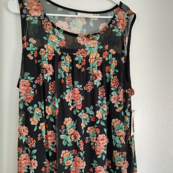 Bobbie Brooks Tops - Bobbie Brooks 2X Sheer Yoke Top Floral Mesh Overlay Top